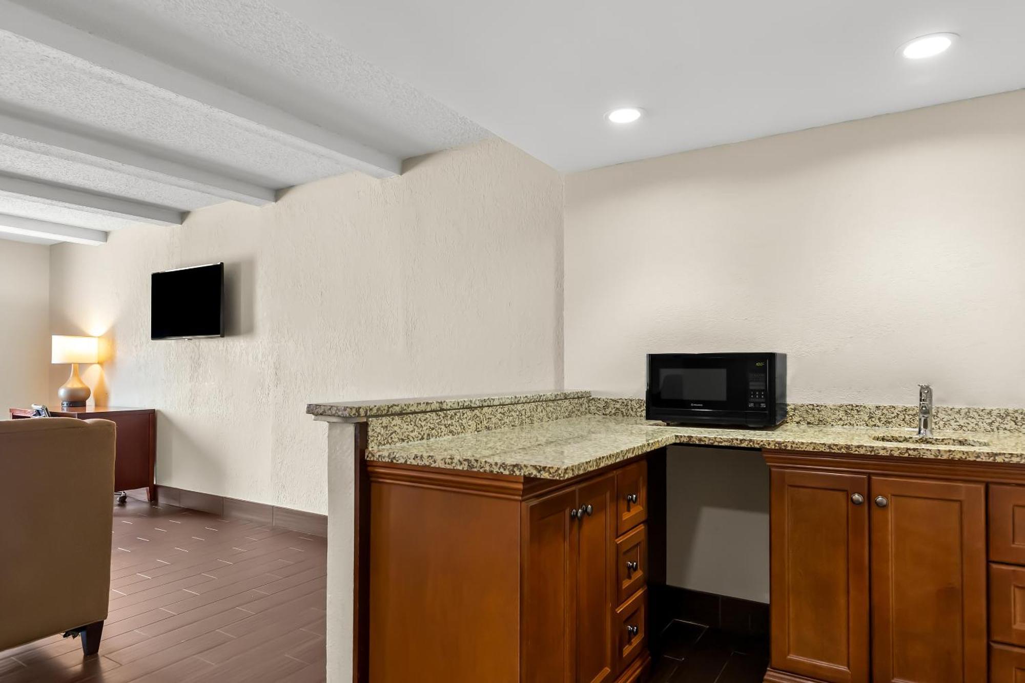 Comfort Inn St Louis - Westport Event Center Мэриленд-Хайтс Экстерьер фото
